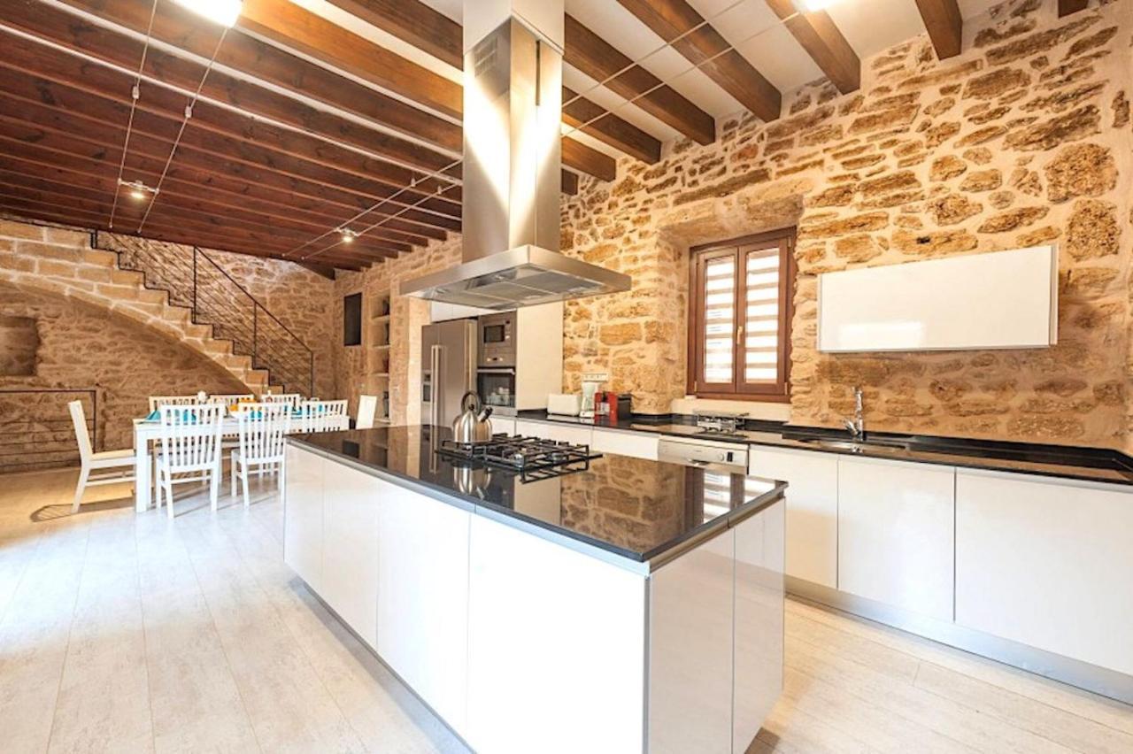 Вилла Casa Sa Pedra, En El Centro Historico De Alcudia Экстерьер фото